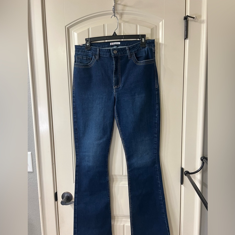 Morrison’s Starlet Bootcut/Flare Jean- Size 30, dark wash.
